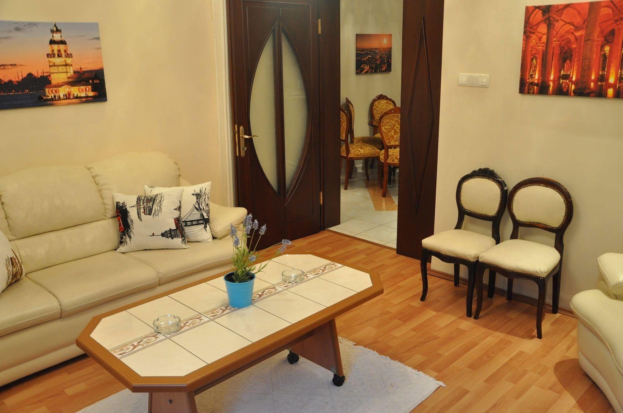 Fuar Ev Taksim Galata Appartement Istanboel Buitenkant foto