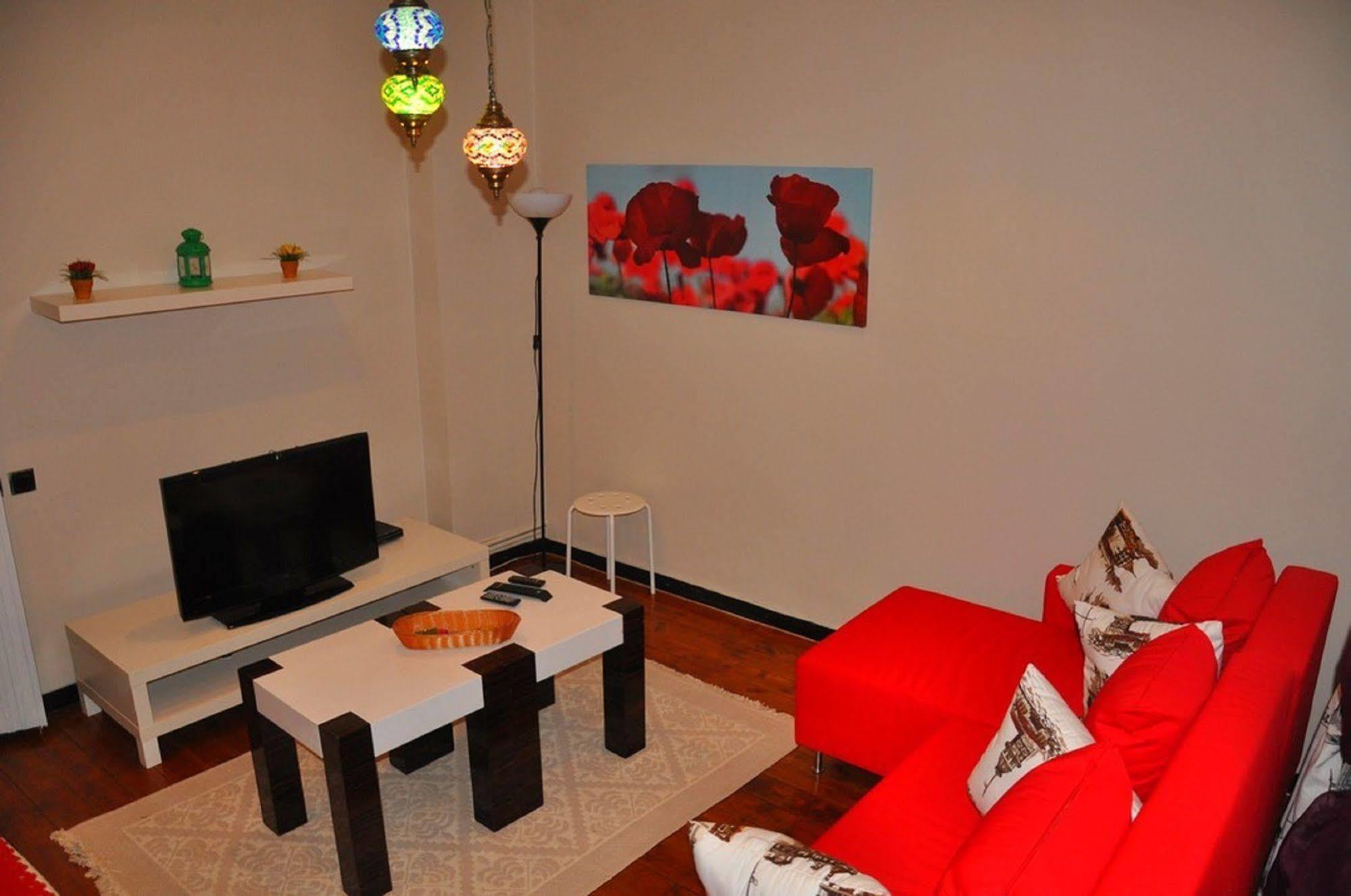 Fuar Ev Taksim Galata Appartement Istanboel Buitenkant foto