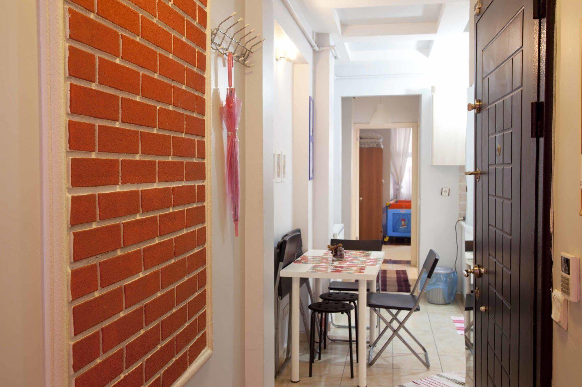 Fuar Ev Taksim Galata Appartement Istanboel Buitenkant foto